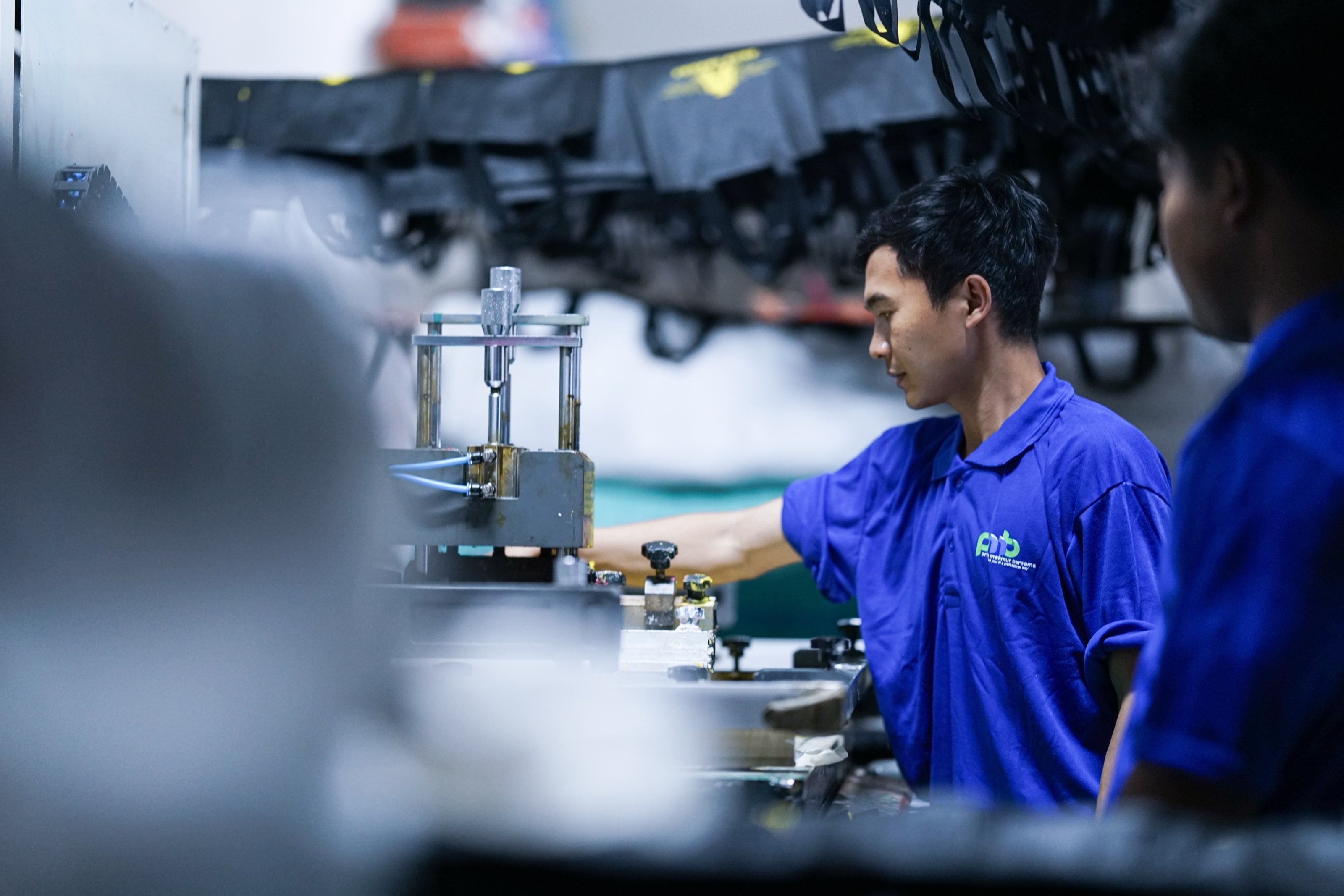 Tenaga kerja operasional PMB